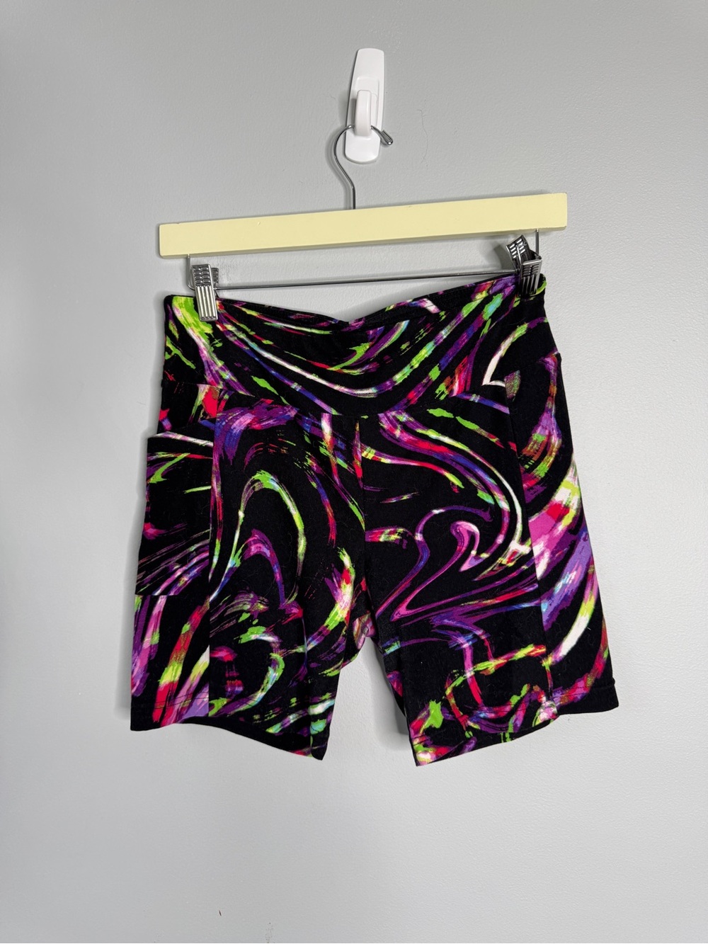 No Boundaries Black Multicolor Swirl Athletic Shorts